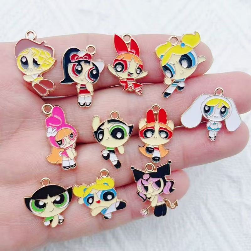 Model Kit Girl - 10pcs Alloy Oil-Dripping Cartoon Girl Pendant,