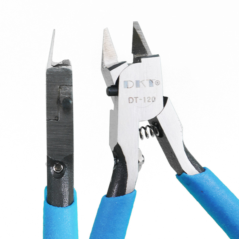DKT Gundam single-edged water- - Model Kit Clipper recension och pris