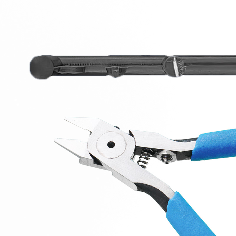 DKT Gundam single-edged water- - Model Kit Clipper recension och pris